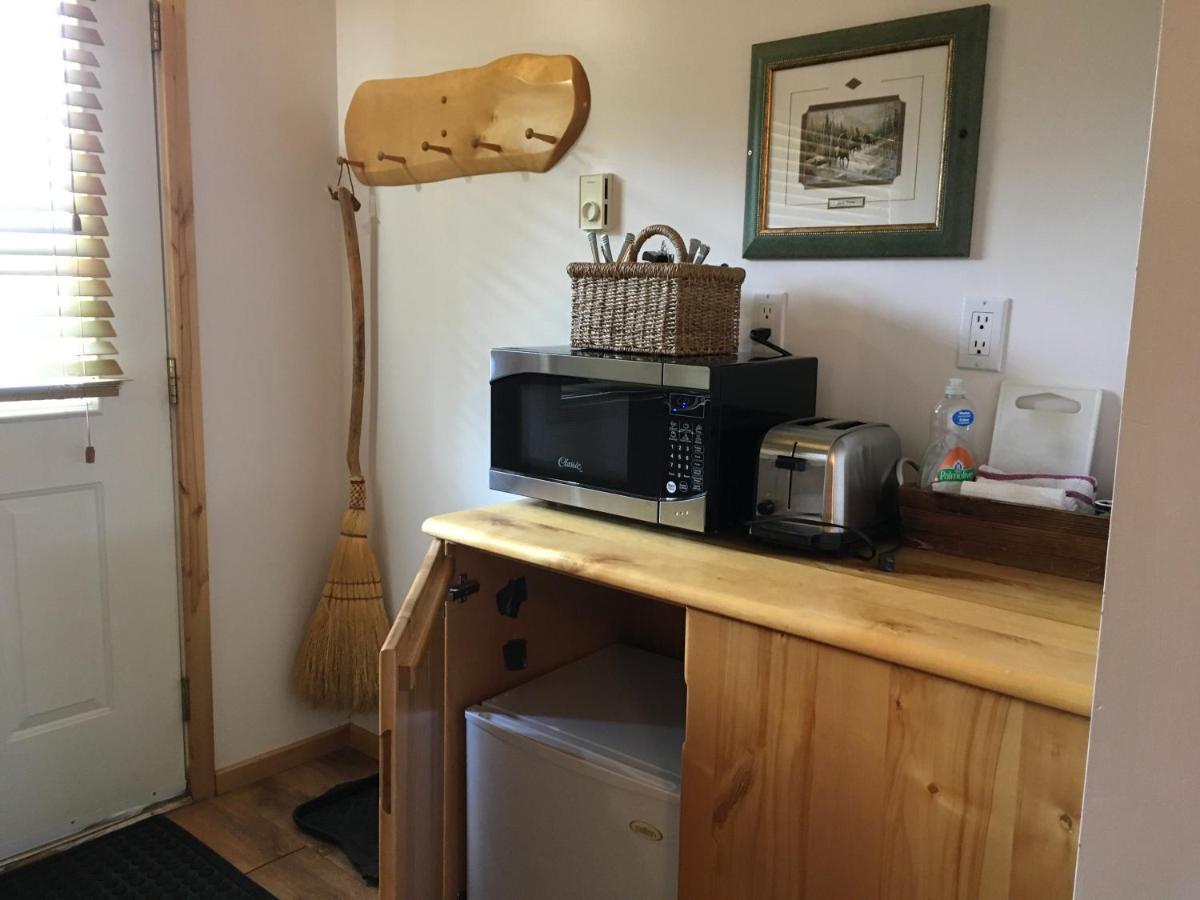 Beaver Creek Lodge And Cabins McBride Esterno foto