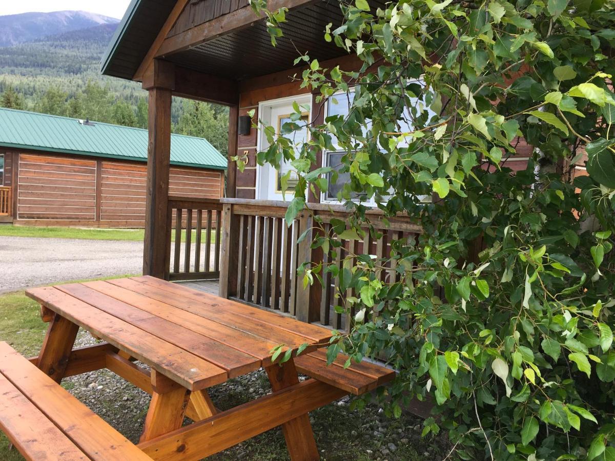 Beaver Creek Lodge And Cabins McBride Esterno foto